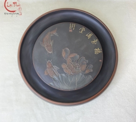 Khay trà đất tử sa nê hưng tròn điêu khắc sen cá kích thước 27cm đẹp KNH02