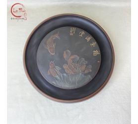 Khay trà đất tử sa nê hưng tròn điêu khắc sen cá kích thước 27cm đẹp KNH02