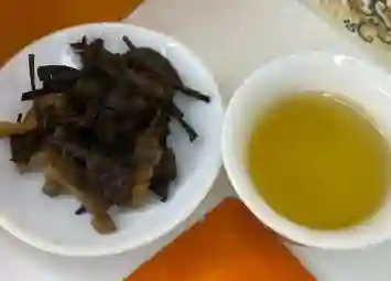Bạch Trà Quýt Là Gì? Vì Sao Được Xem Là Dòng Trà “Cao Cấp Tự Nhiên”