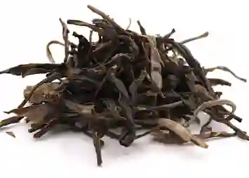 Hương Vị Trà Phổ Nhĩ Sống Lão Ban Chương Có Gì Đặc Trưng?