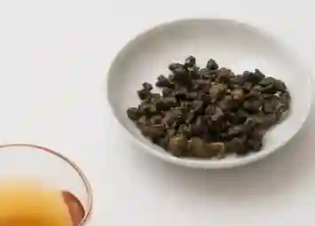 Vì Sao Trà Ô Long Đông Đỉnh Được Xem Là “Đỉnh Cao” Của Dòng Trà Ô Long?
