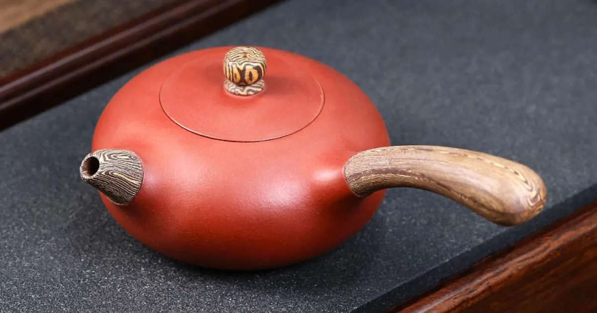 Ấm Tử Sa Đường Vũ - Lựa Chọn Tinh Tế Cho Người Yêu Trà Và Nghệ Thuật