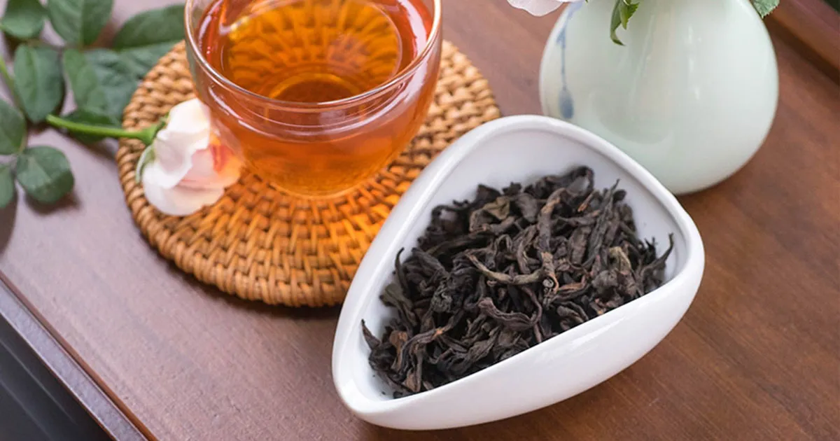 Bí Quyết Pha Trà Đại Hồng Bào Đánh Thức Tầng Hương Trà Nham