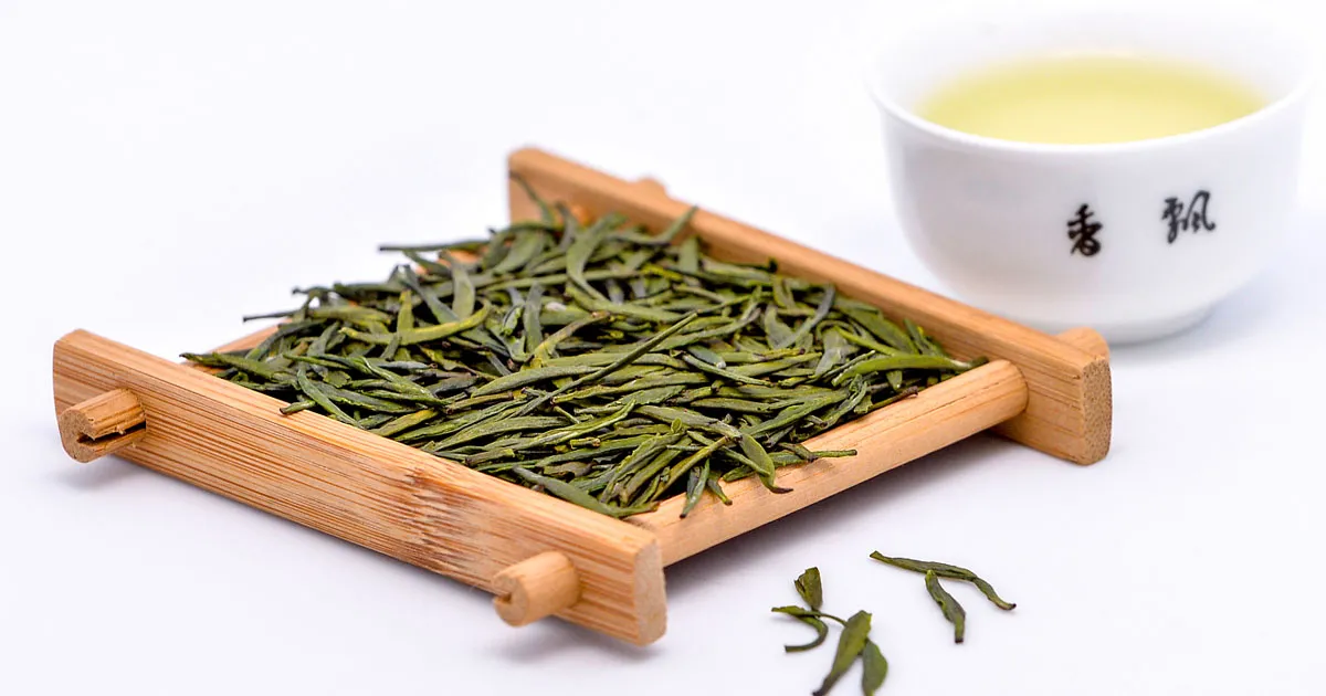 Đặc Điểm Lá, Màu Nước Và Hậu Vị Của Trà Long Tỉnh Chuẩn