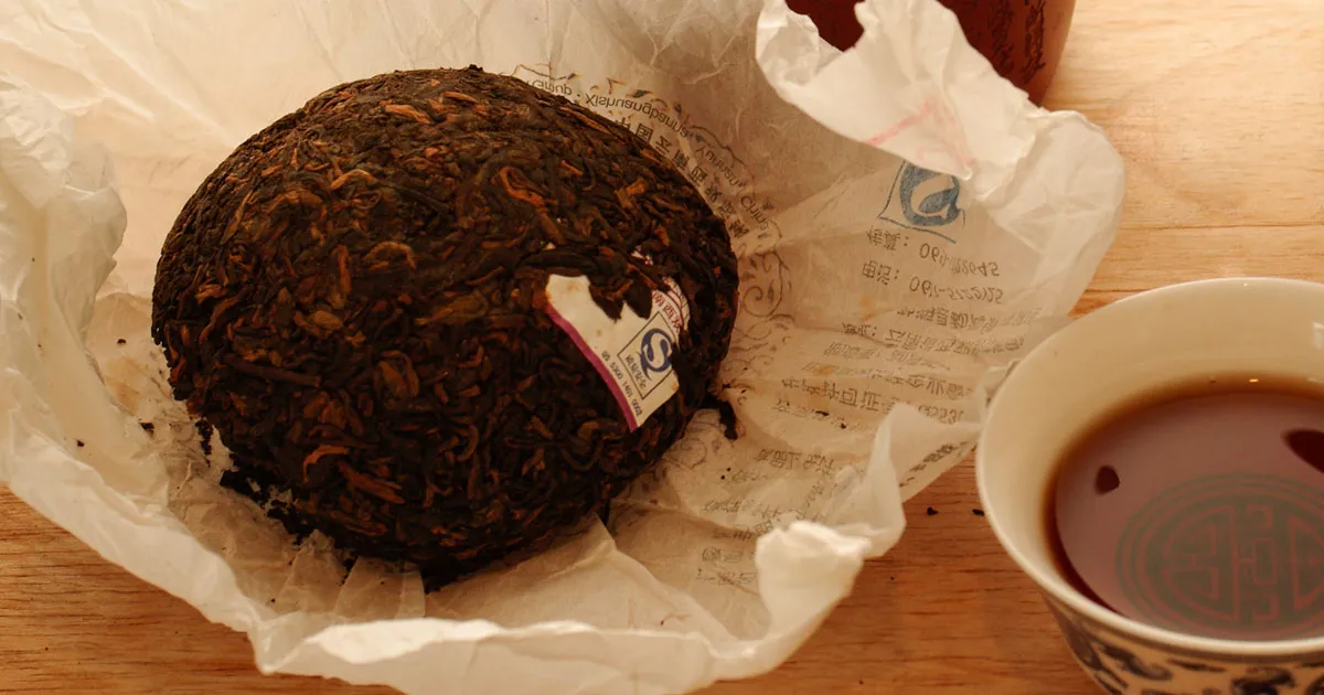 Phổ Nhĩ Chín Có Hợp Với Người Lớn Tuổi? Vì Sao Nhiều Người Chọn Làm Quà Biếu?