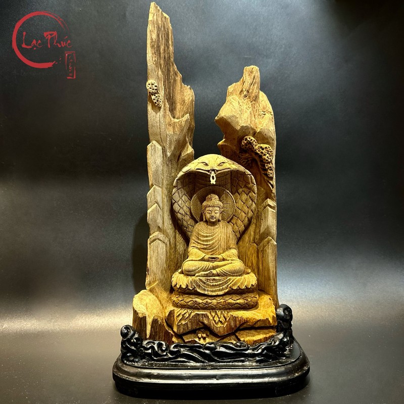 Tượng trầm hương điêu khắc Phật Thích Ca TU05