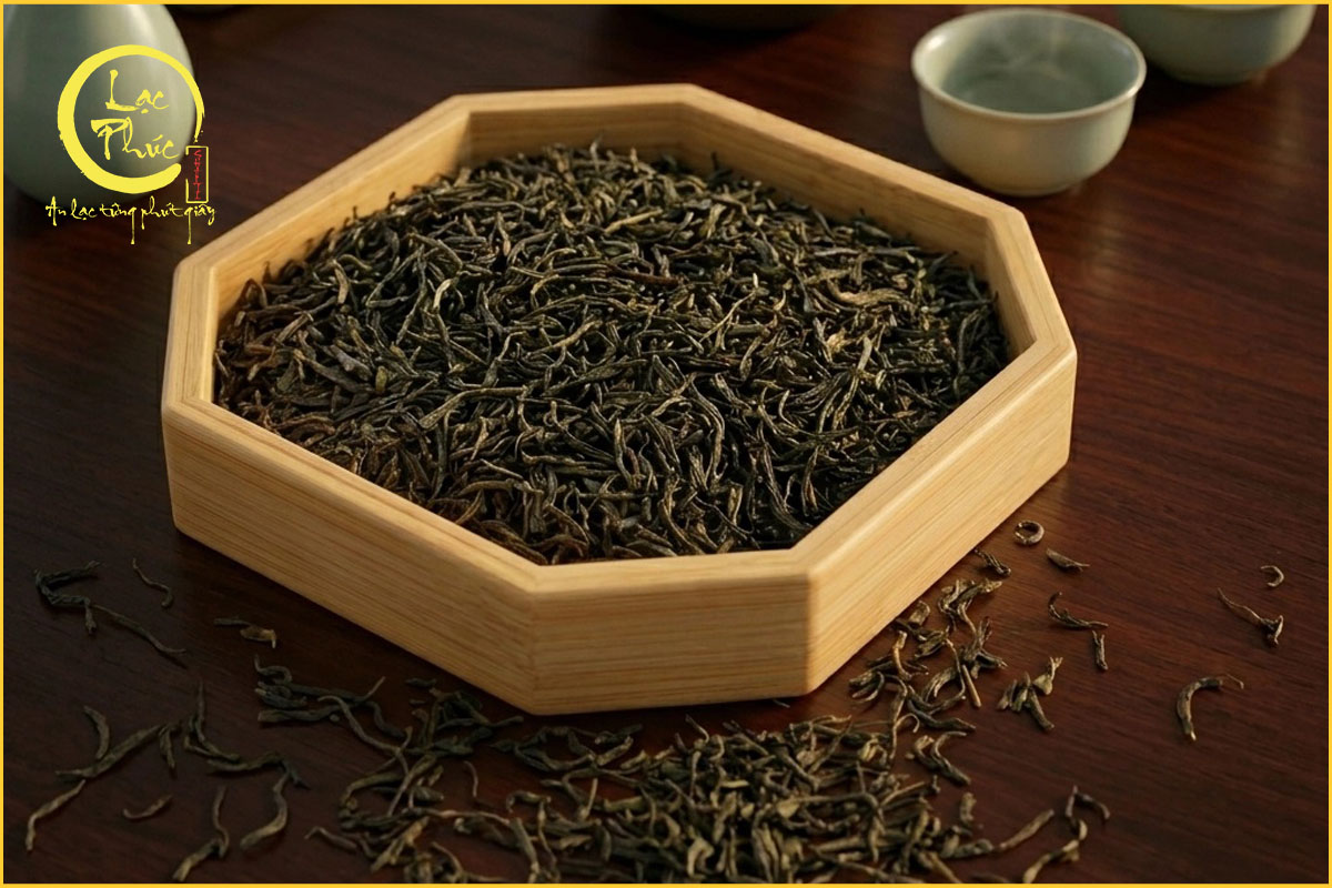 Cách thưởng thức Trà Mao Tiêm Tín Dương để cảm nhận trọn vẹn hương vị