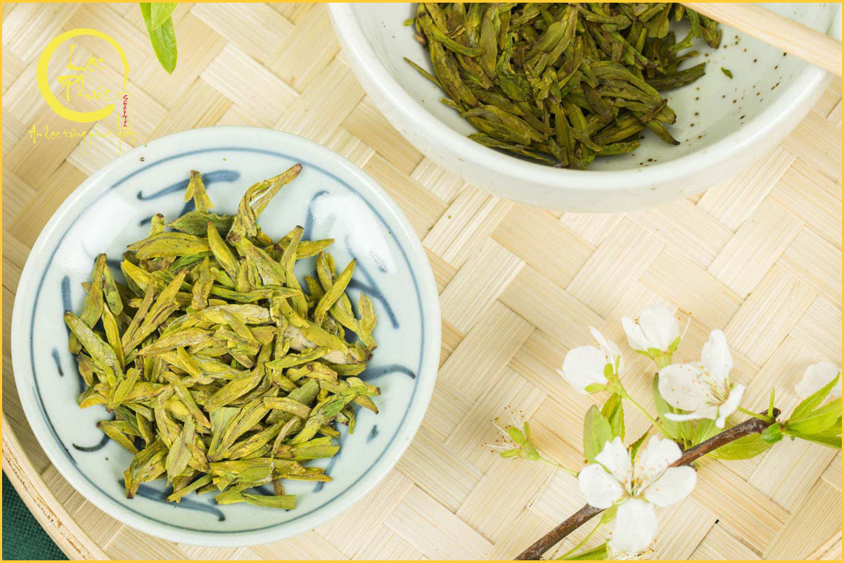 Chuẩn bị dụng cụ và nguyên liệu pha Trà Long Tỉnh Tây Hồ
