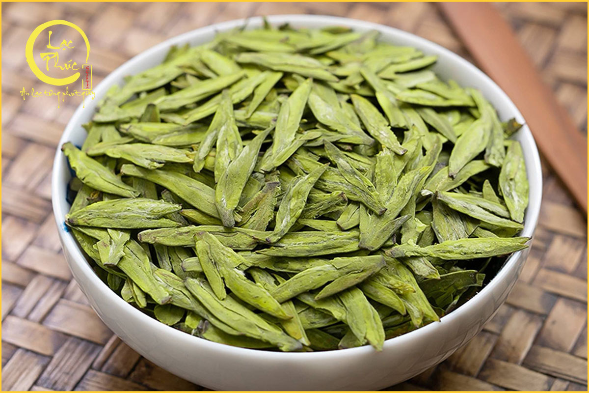 Chuẩn bị nguyên liệu và dụng cụ pha Trà Long Tỉnh