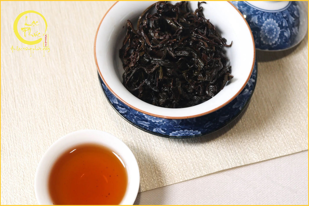 Chuẩn bị trước khi pha trà Đại Hồng Bào