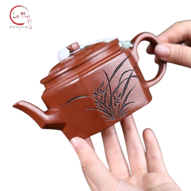 Đặc điểm hình khối của ấm tử sa lục phương