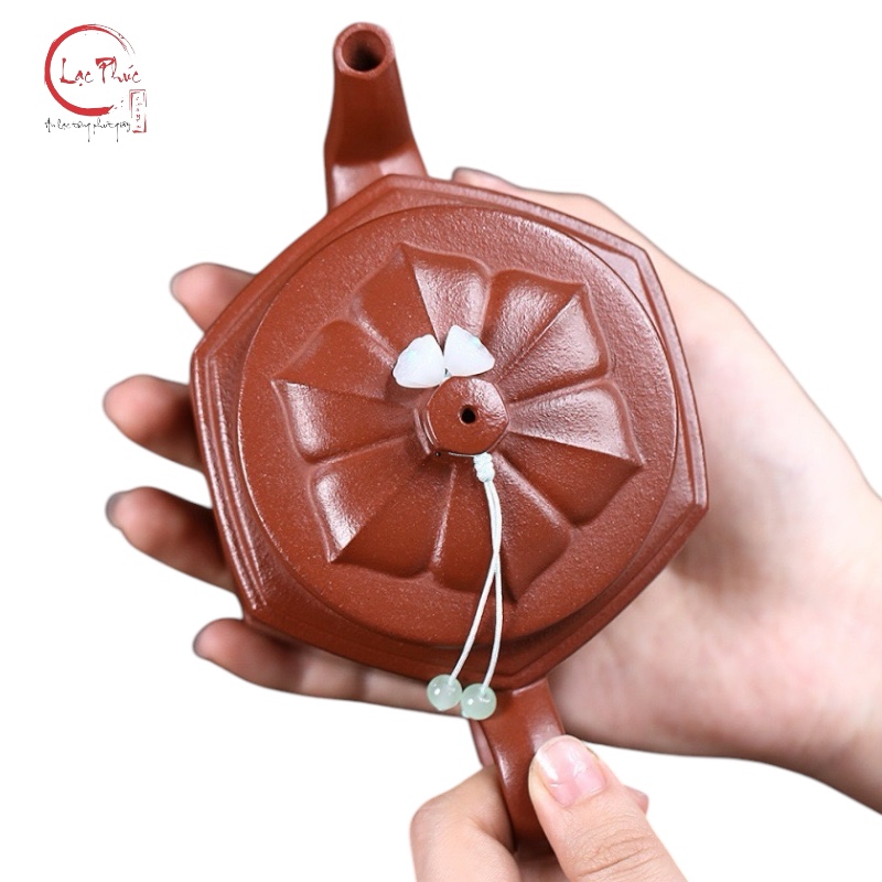 Đặc điểm hình khối của ấm tử sa lục phương