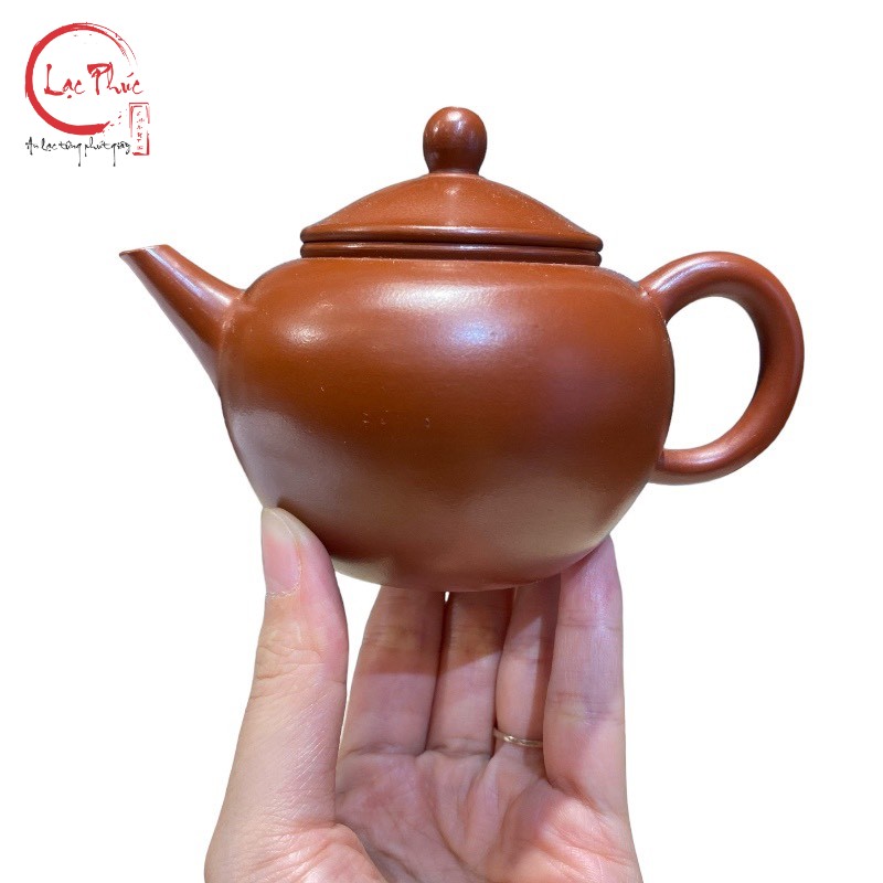 Giá trị thẩm mỹ và ý nghĩa phong thủy của Ấm Thủy Bình