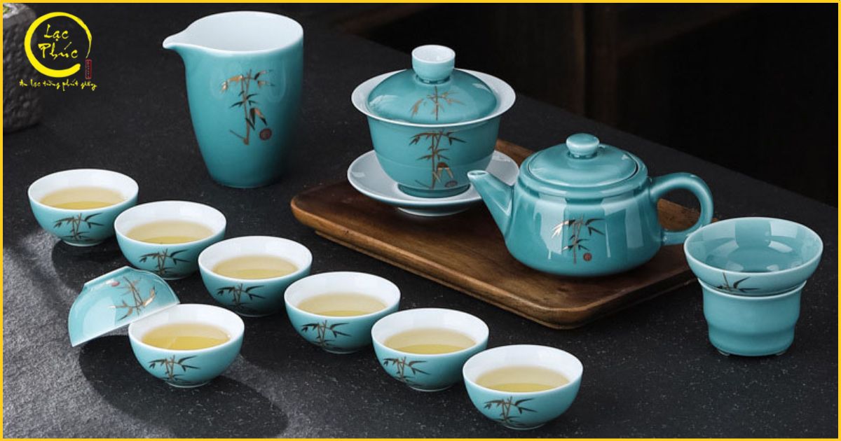 Hội Quán Lạc Phúc - Cửa hàng cung cấp những bộ ấm sứ chất lượng