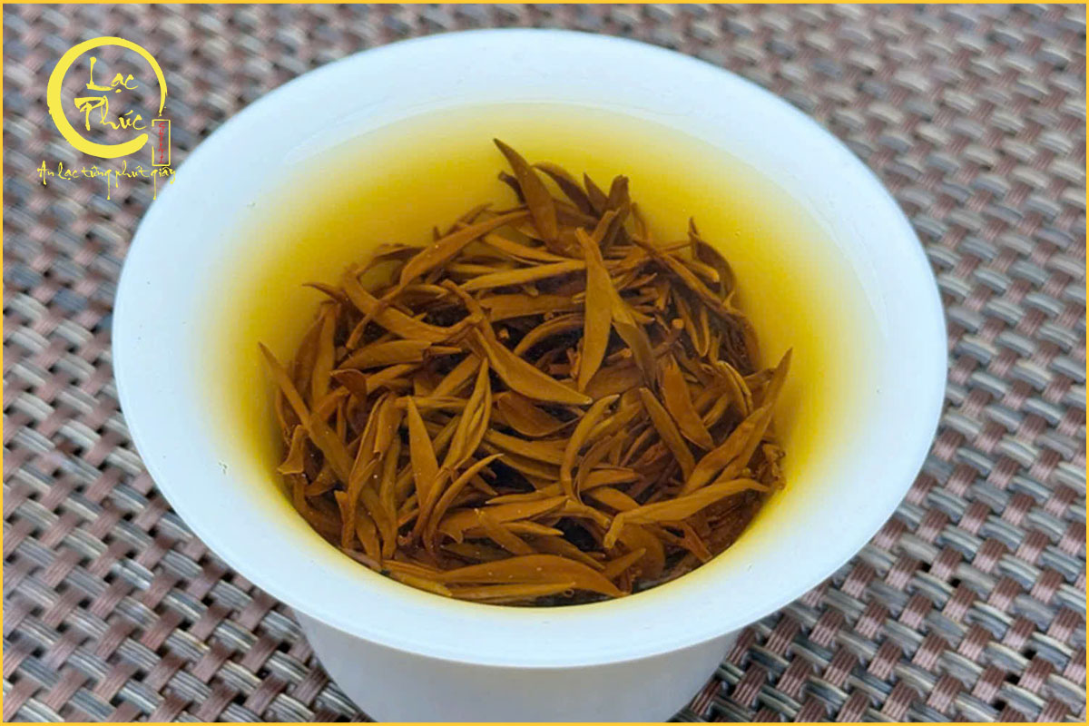 Hồng trà Kim Tuấn Mi là gì?