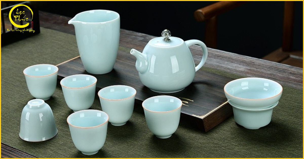 Lợi ích của việc sử dụng bộ ấm trà sứ trong trà chiều