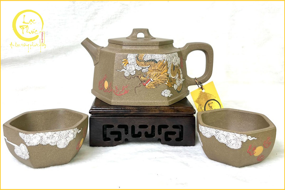Nguồn gốc và vị thế của ấm Tử Sa trong văn hóa Trung Hoa