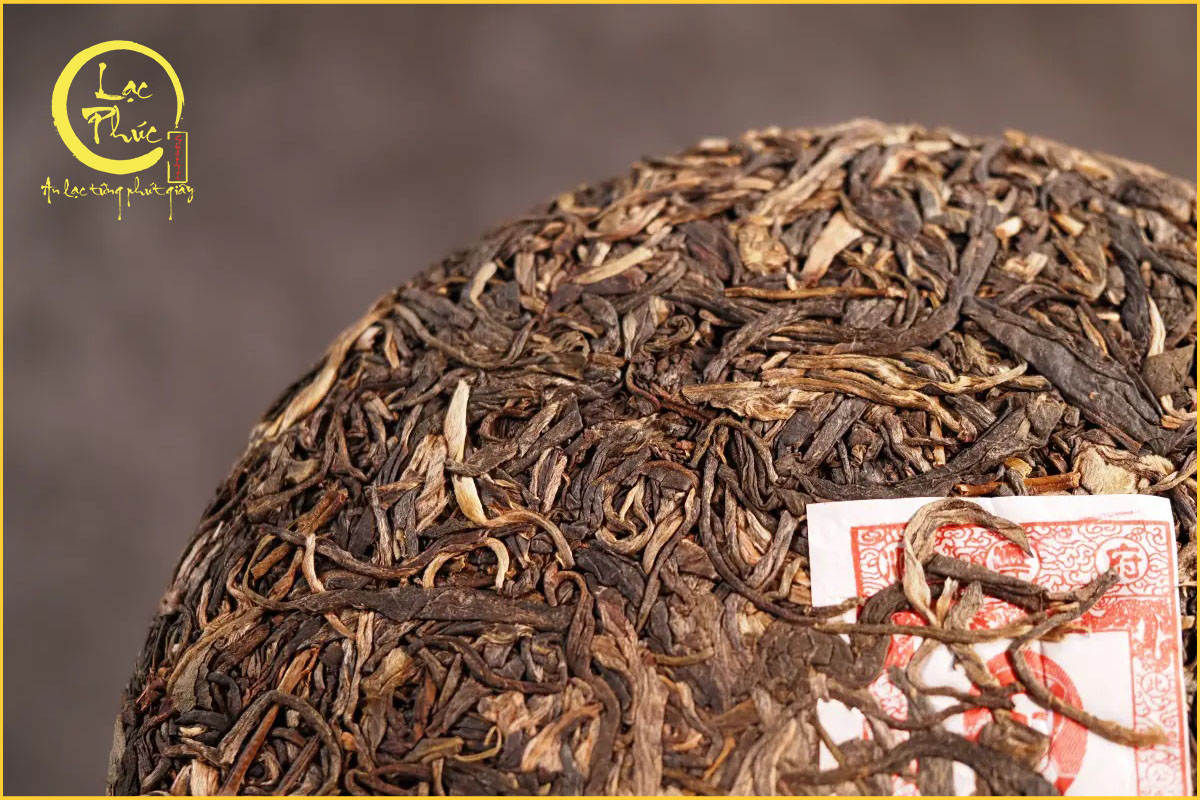 Vì sao Phổ Nhĩ Sống dễ có vị gắt khi pha?